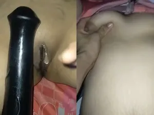 Em ghệ xinh tươi vú to bướm múp móc lồn bằng sextoy cực sướng